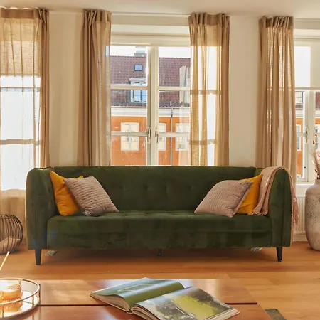 Stunning 2 Bedroom On Nyhavn With Private Balcony * Kopenhagen
