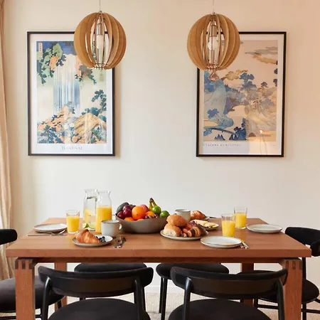 Appartement Stunning 2 Bedroom On Nyhavn With Private Balcony *
