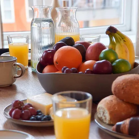 Stunning 2 Bedroom On Nyhavn With Private Balcony Appartement *
