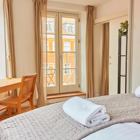Stunning 2 Bedroom On Nyhavn With Private Balcony شقة كوبنهاجن